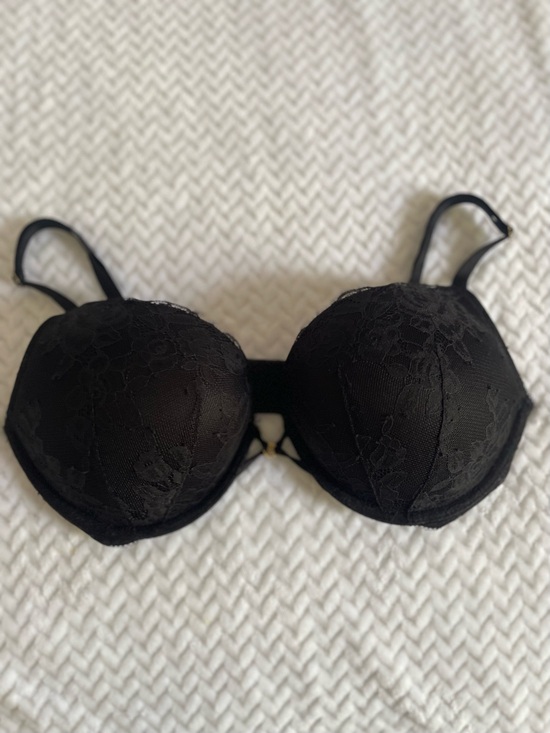 Victoria's Secret Other - Victoria's Secret Black Lace Underwire Push-Up Bra bombshell very sexy 34D
